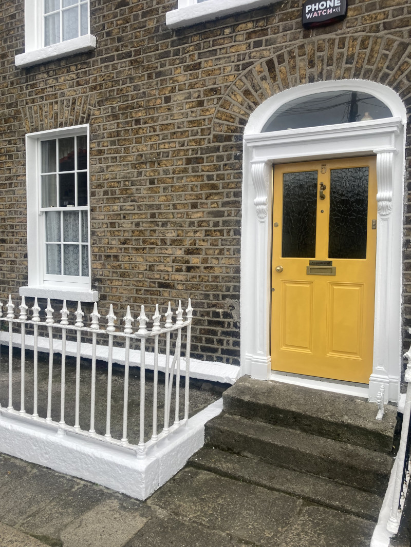 Outside decoration of windows, doors and railings by Abhaile Decorators, Dublin, Ireland